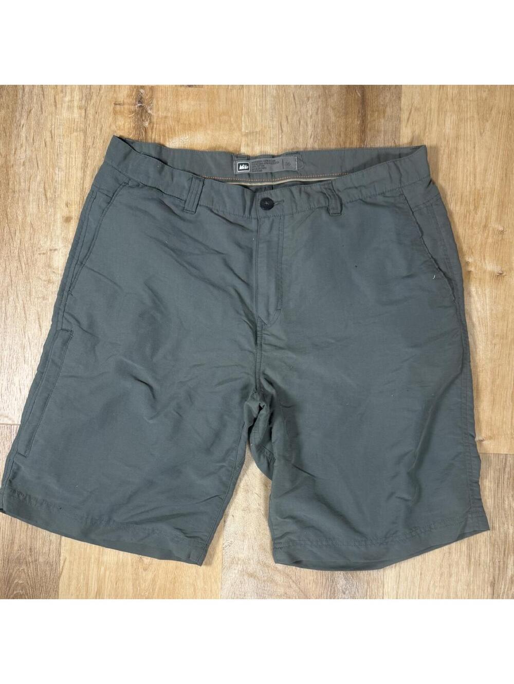 REI Hiking Shorts – Green/Grey (36")
